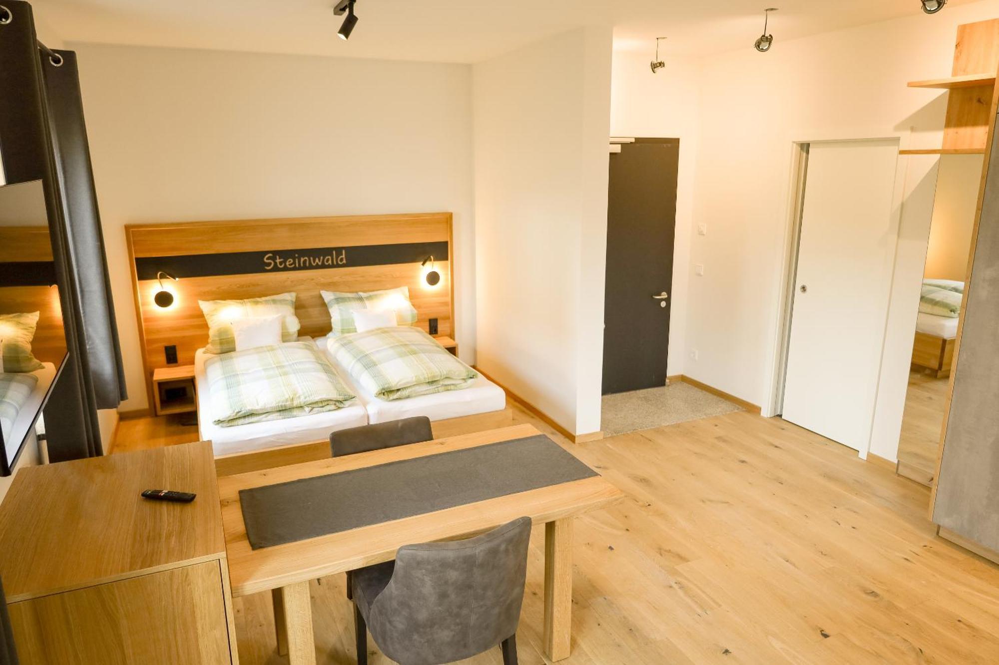 Hoera'S Apartments Hammerbergblick Münchberg Chambre photo